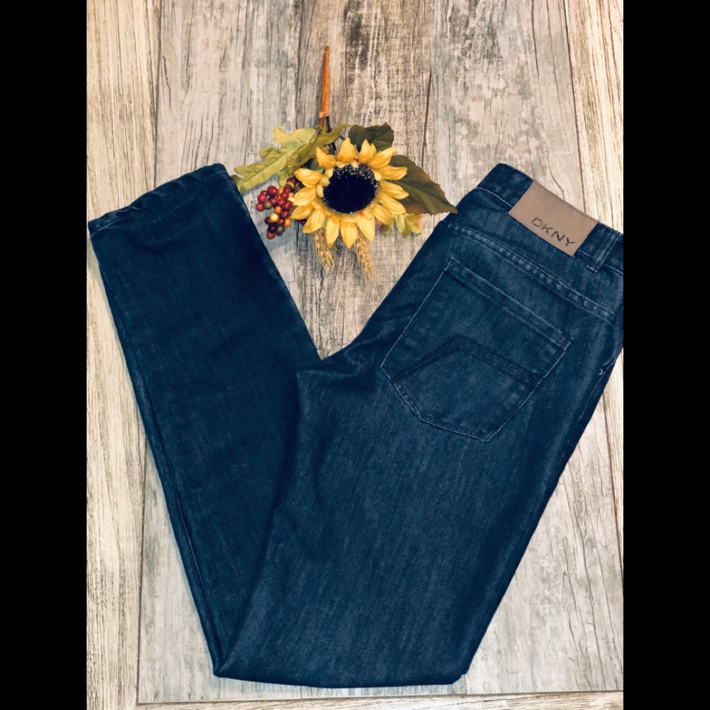 DKNY Jeans size 18